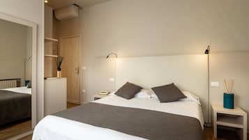 Comfort Double or Twin Room, Partial Lake View, Annex Building | In-room safe, free WiFi, bed sheets
