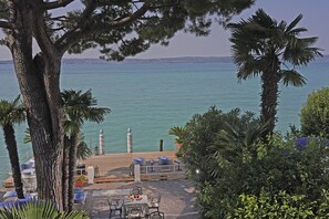 Superior Double or Twin Room, Lake View | Balcony view - Hotel Marconi (Sirmione)