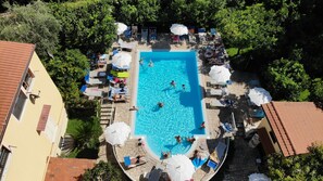 Outdoor pool - Hotel Tourist (Sorrento)
