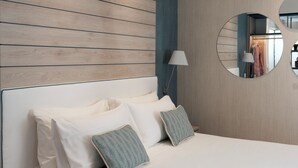 Quarto conforto, sacada, vista para a cidade