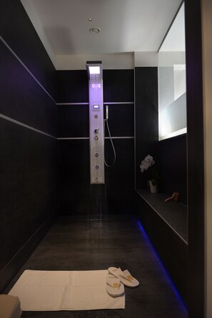 Suite, Terrace, Sea View | Bathroom shower