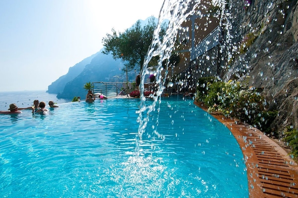 Außenpool, Liegestühle