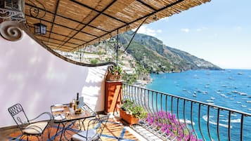 Classic Double or Twin Room, Oceanfront | Terrace/patio