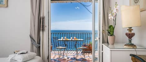 Chambre Double Supérieure, balcon, vue mer | Vue de la chambre