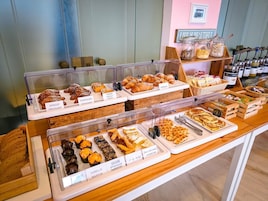 Desayuno buffet todos los días (con cargo)