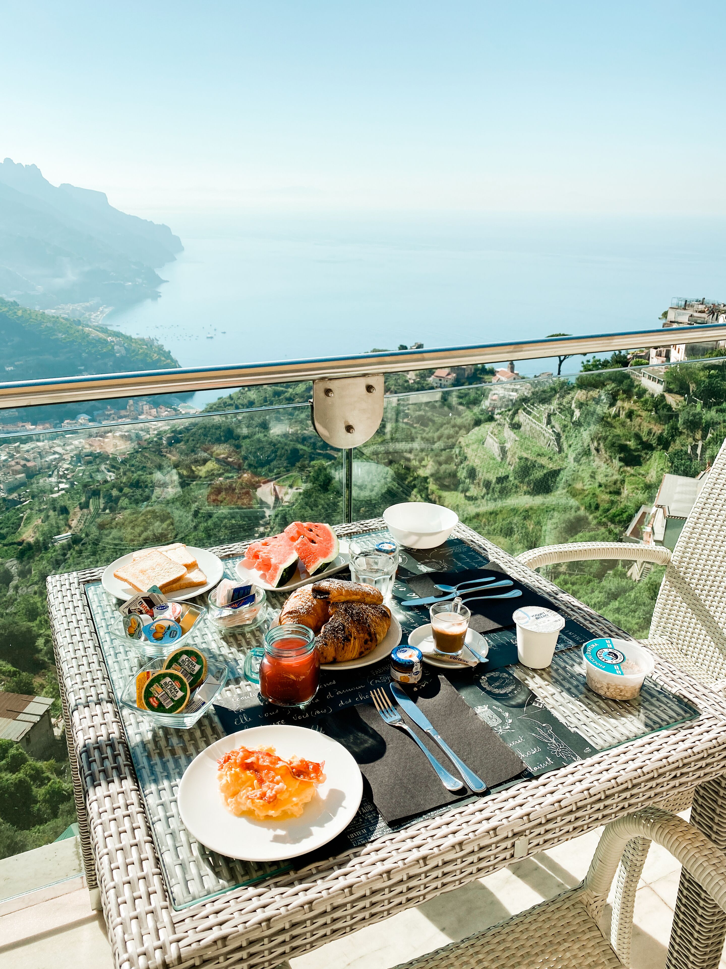 daily buffet breakfast (eur 10 per person)