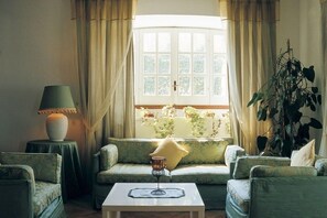 Lobby sitting area