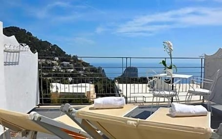 Balcony. Hotel Regina Cristina