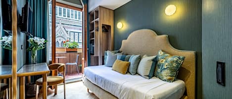 Classic Single Room, Balcony (Duomo View) | View from room