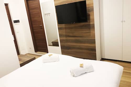 高档床上用品、客房内保险箱、免费婴儿床、免费 WiFi