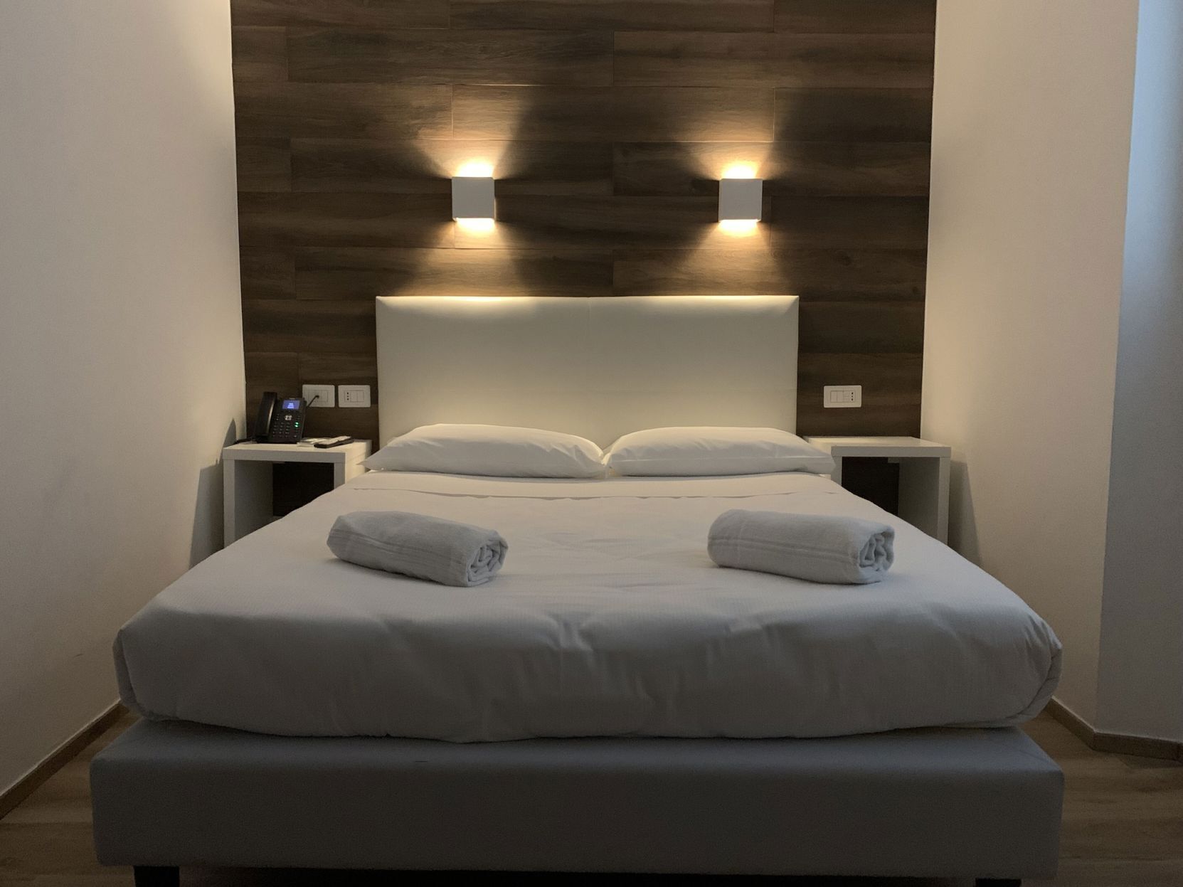 Premium bedding, in-room safe, free cots/infant beds, free WiFi