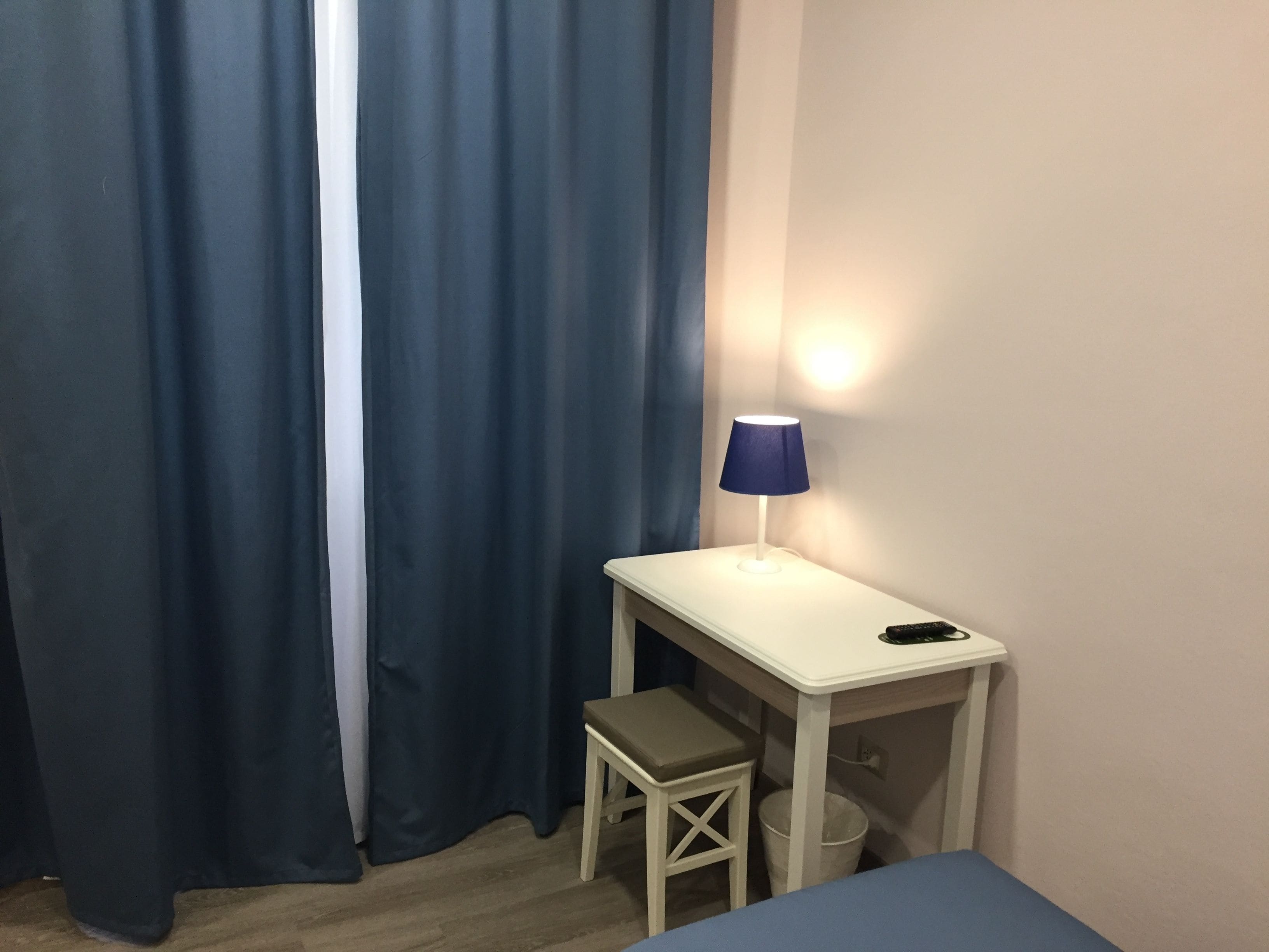 triple room | egyptian cotton sheets, premium bedding, select comfort beds, minibar