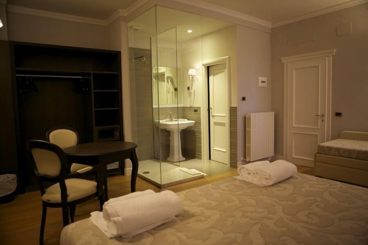 Executive Double or Twin Room | Minibar