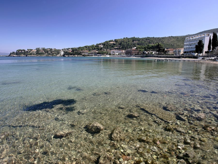 Private beach nearby, sun-loungers, beach umbrellas, beach towels
