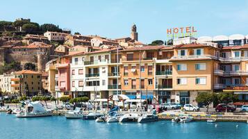 واجهة المنشأة