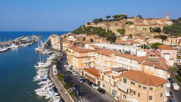 واجهة المنشأة