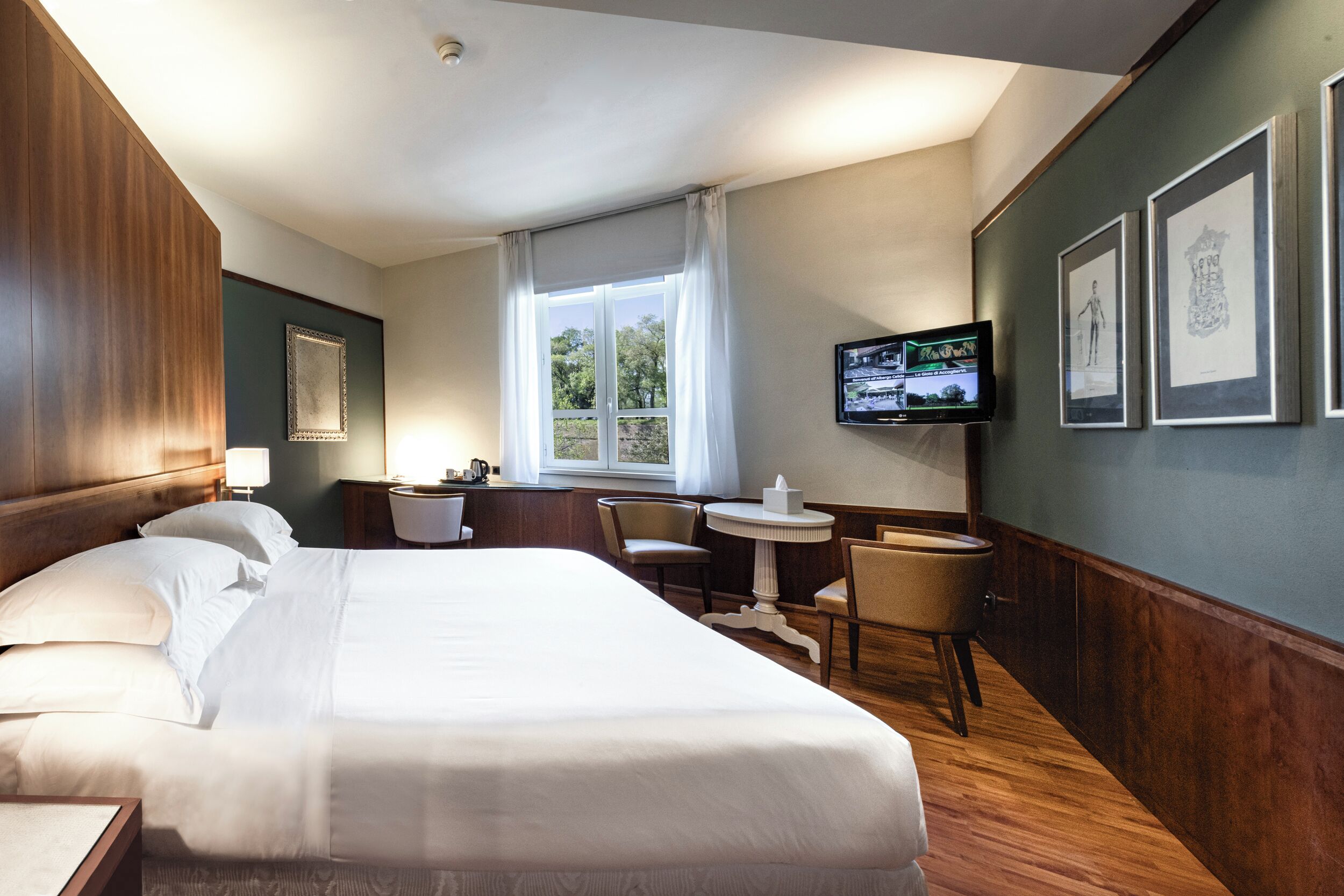 スーペリア ダブルルーム | ミニバー、セーフティボックス (室内)、デスク、WiFi (無料)