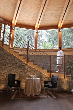 Sauna, hammam, soins corporels, bains de boue, soins d'aromathérapie