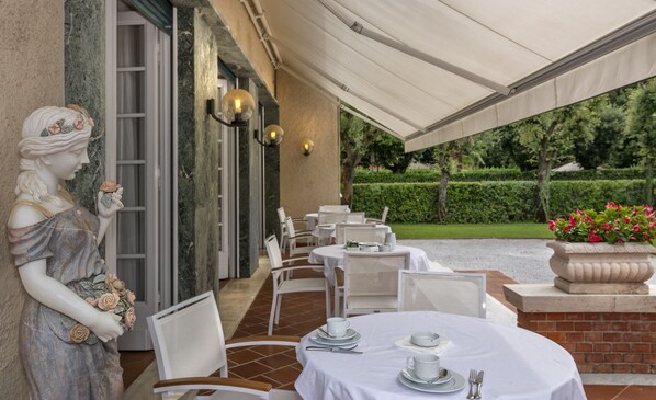 Terrace/patio - Hotel Villa Edera (Camaiore)