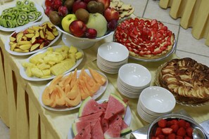 Daily buffet breakfast for a fee - Hotel Katy (Viareggio)
