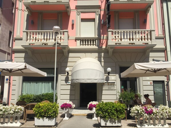 Property entrance - Hotel Katy (Viareggio)