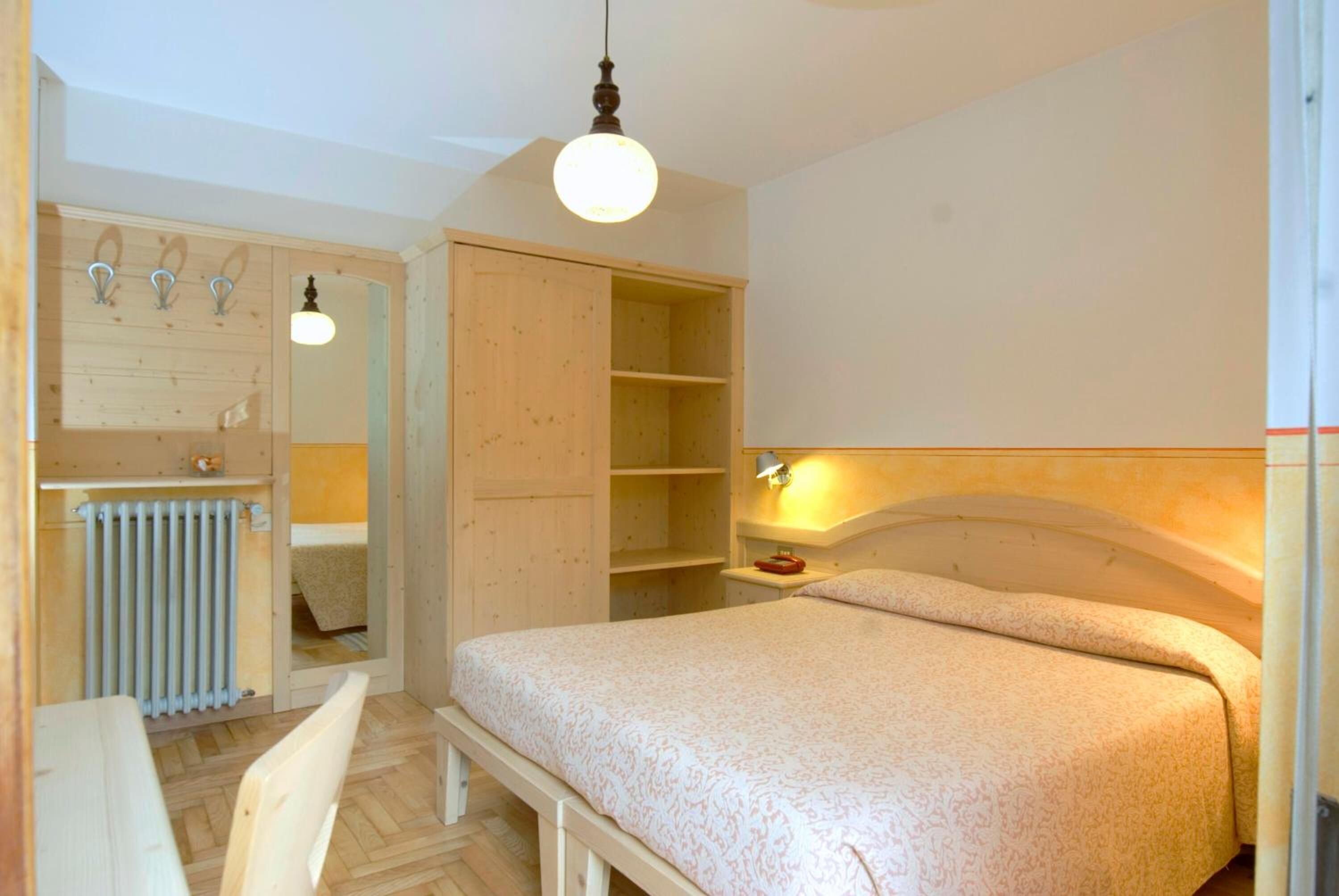 premium bedding, in-room safe, desk, cots/infant beds