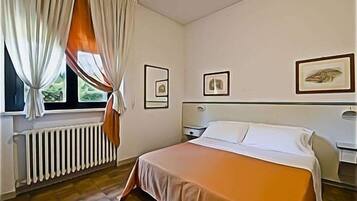 Minibar, cribs/infant beds, rollaway beds, free WiFi