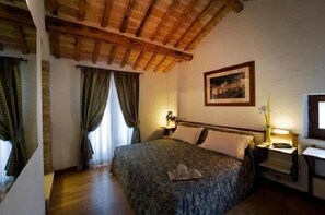 더블룸 또는 트윈룸 | 책상, 방음 설비, 무료 WiFi, 침대 시트