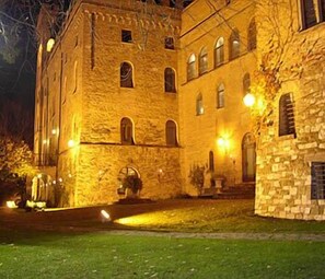 Front of property – evening/night