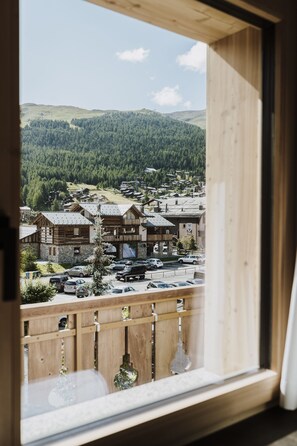 Basic Studio Suite | Balcony view - Hotel Concordia (Livigno)