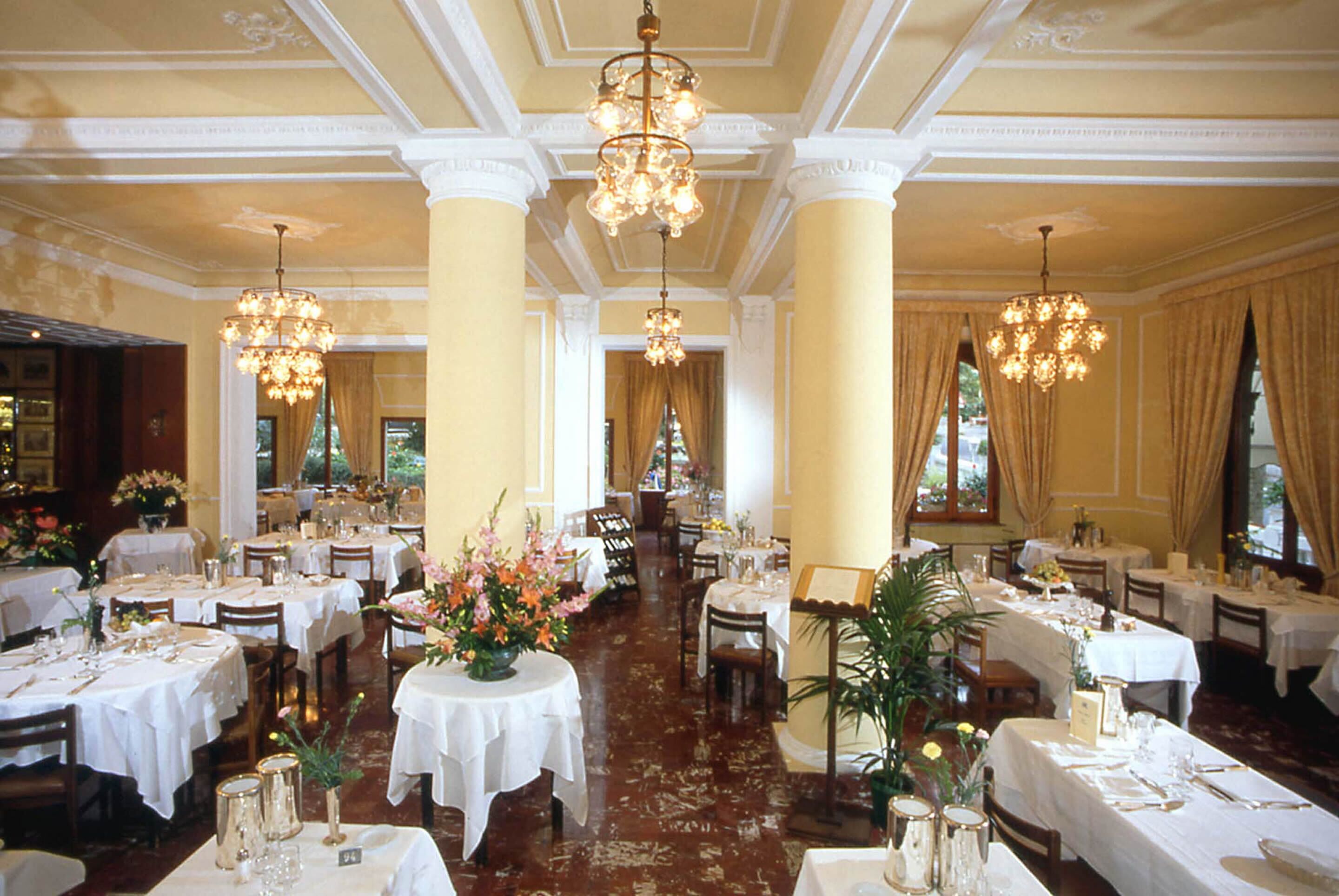 2 Restaurants, Frühstück