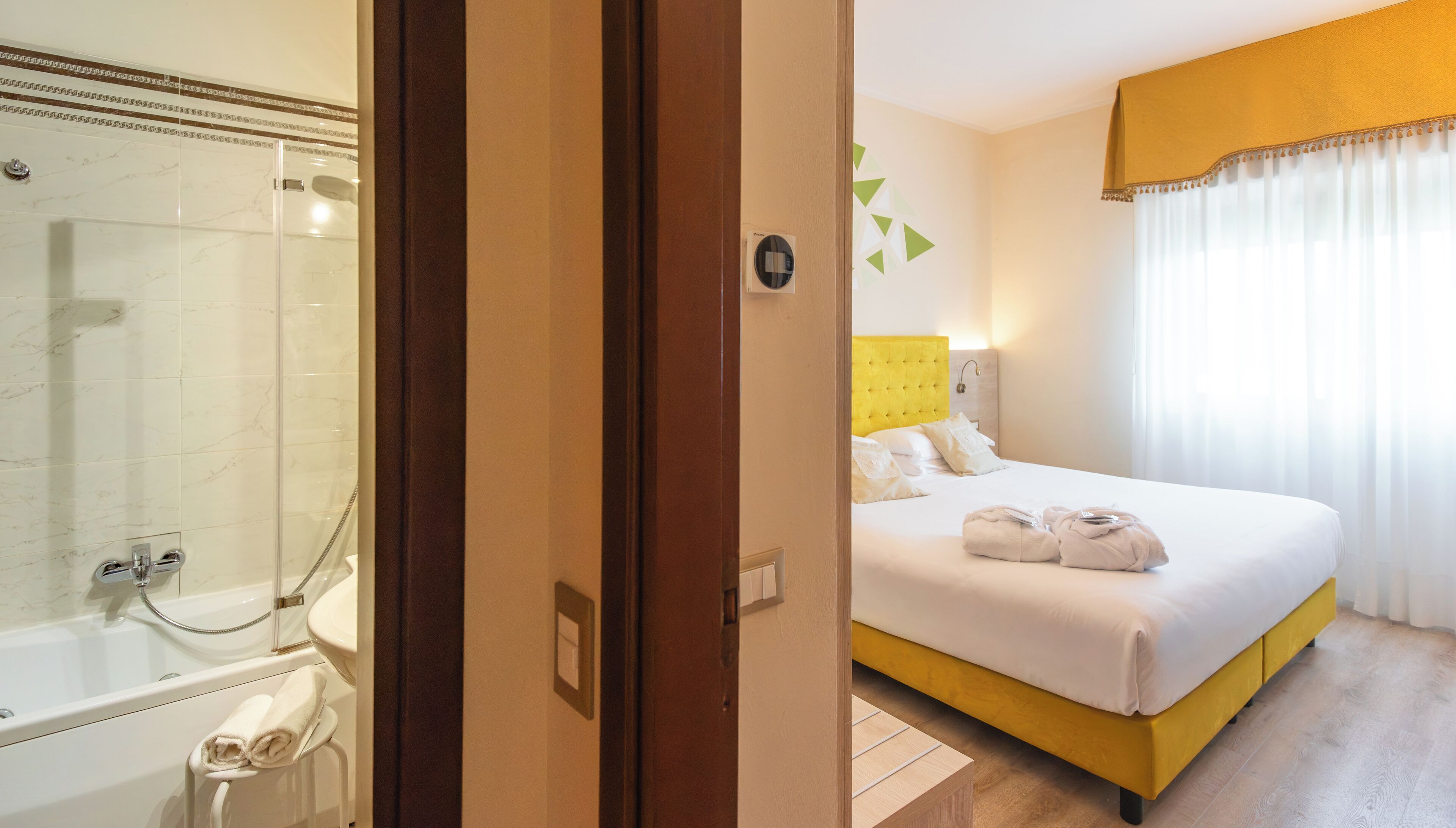 superior double or twin room | bathroom | free toiletries, hair dryer, bidet, towels
