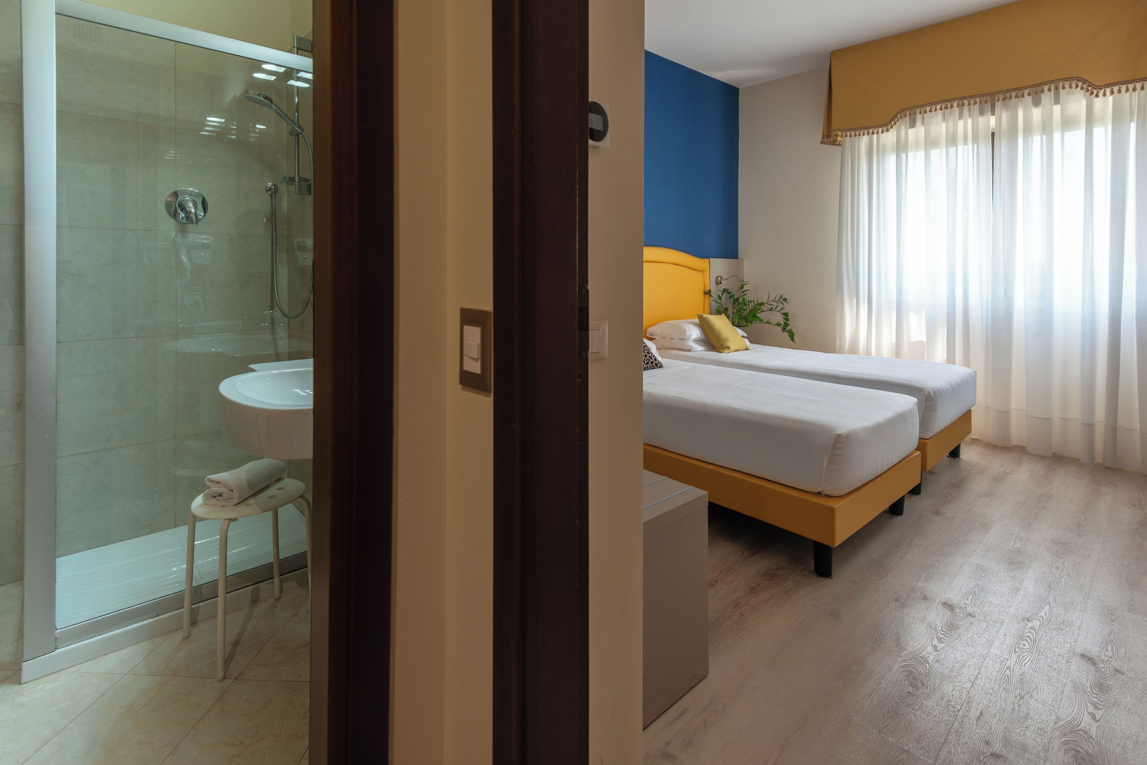 comfort twin room | 2 bedrooms, minibar, in-room safe, desk