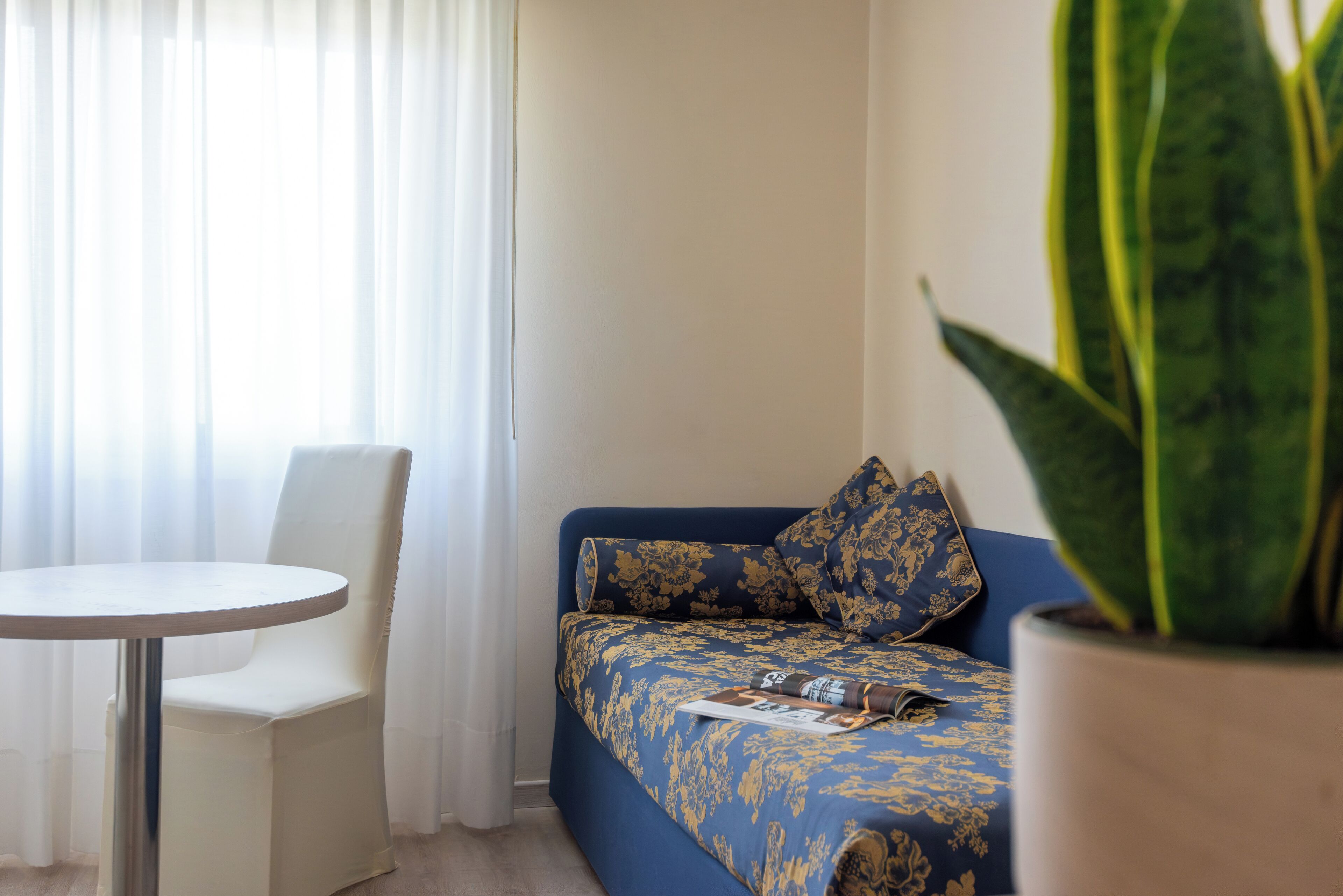 suite | 2 bedrooms, minibar, in-room safe, desk