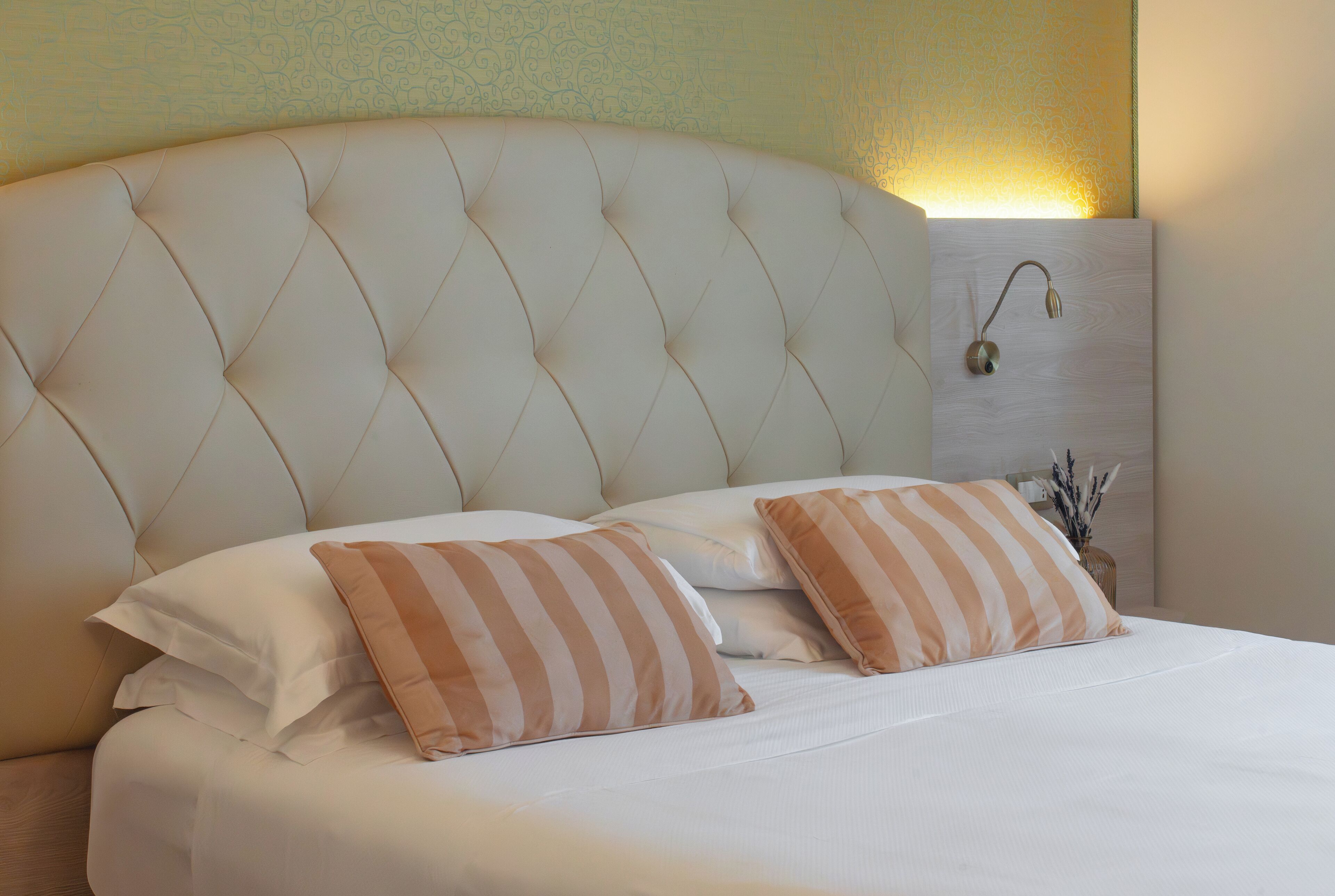 Suite | Minibar, una cassaforte in camera, una scrivania