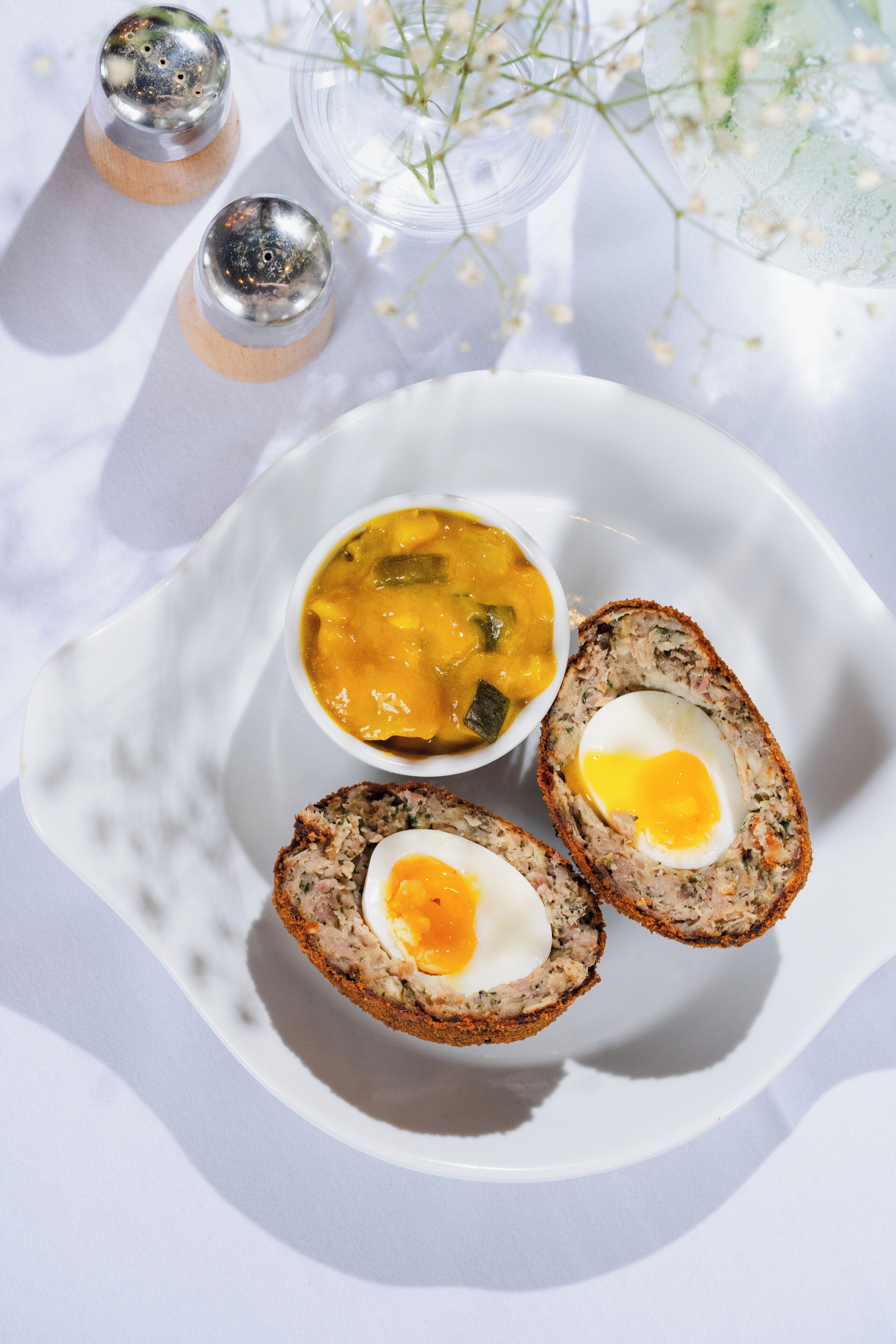 breakfast and dinner served, british cuisine