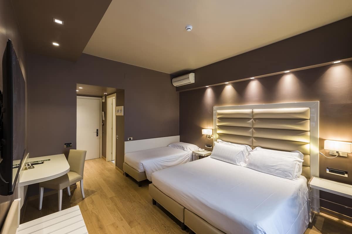 Triple Room | 1 bilik tidur, peralatan tempat tidur premium, gebar bulu kapas
