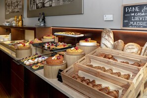 Breakfast buffet - Hotel Select Suites & Spa / Apartments (Riccione)