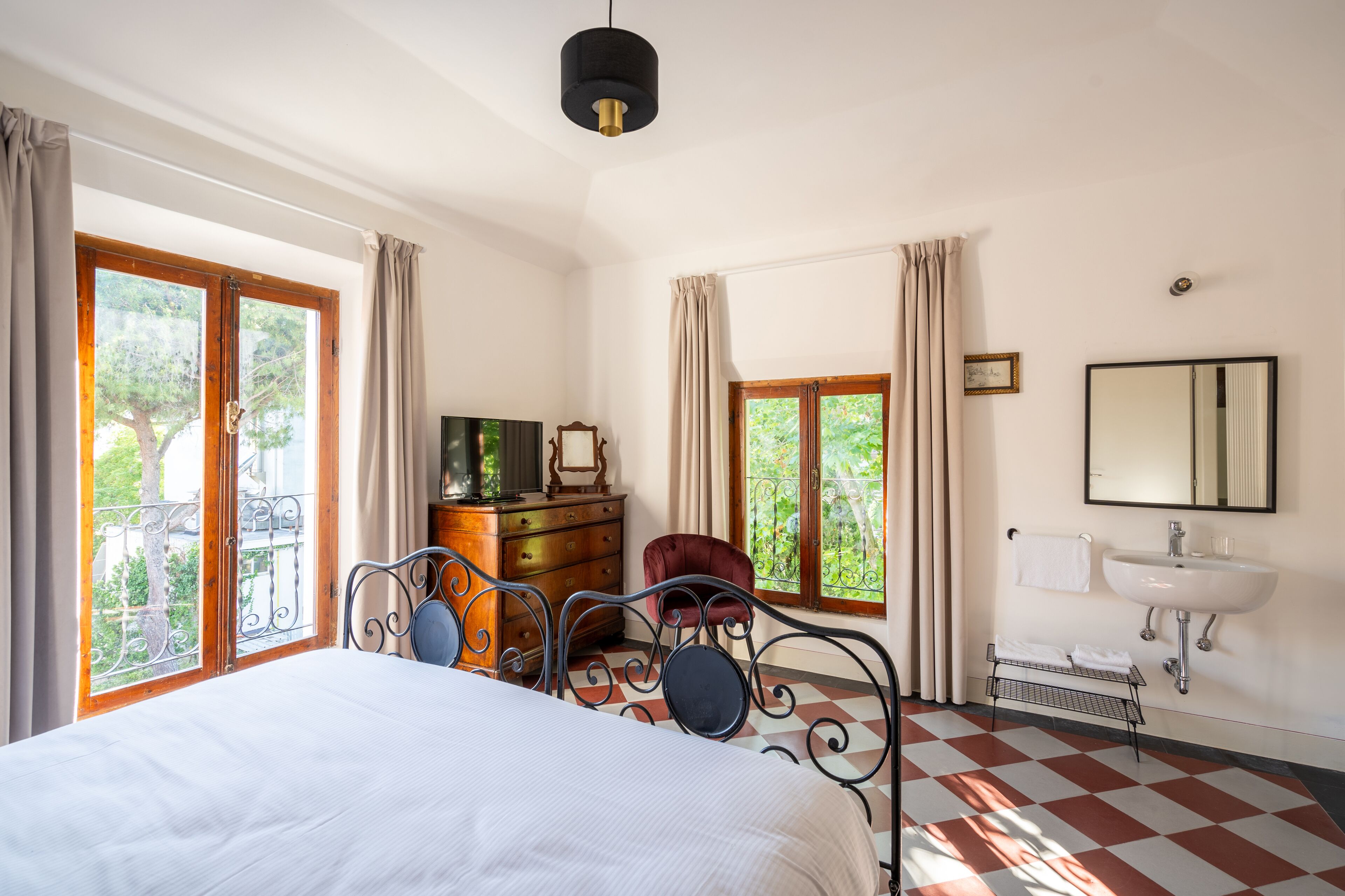 standard apartment | 1 bedroom, premium bedding, minibar, in-room safe