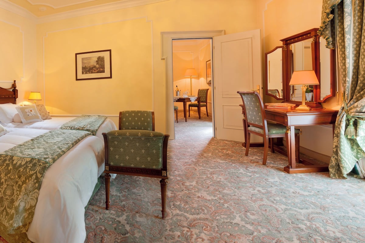Suite, Balcony, Garden View