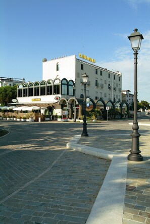Front of property - Hotel Miramare (Cesenatico)