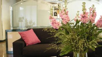 Siddeområde i lobbyen