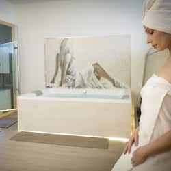 Sauna, hot tub, Turkish bath/hammam, Ayurvedic treatments, massages