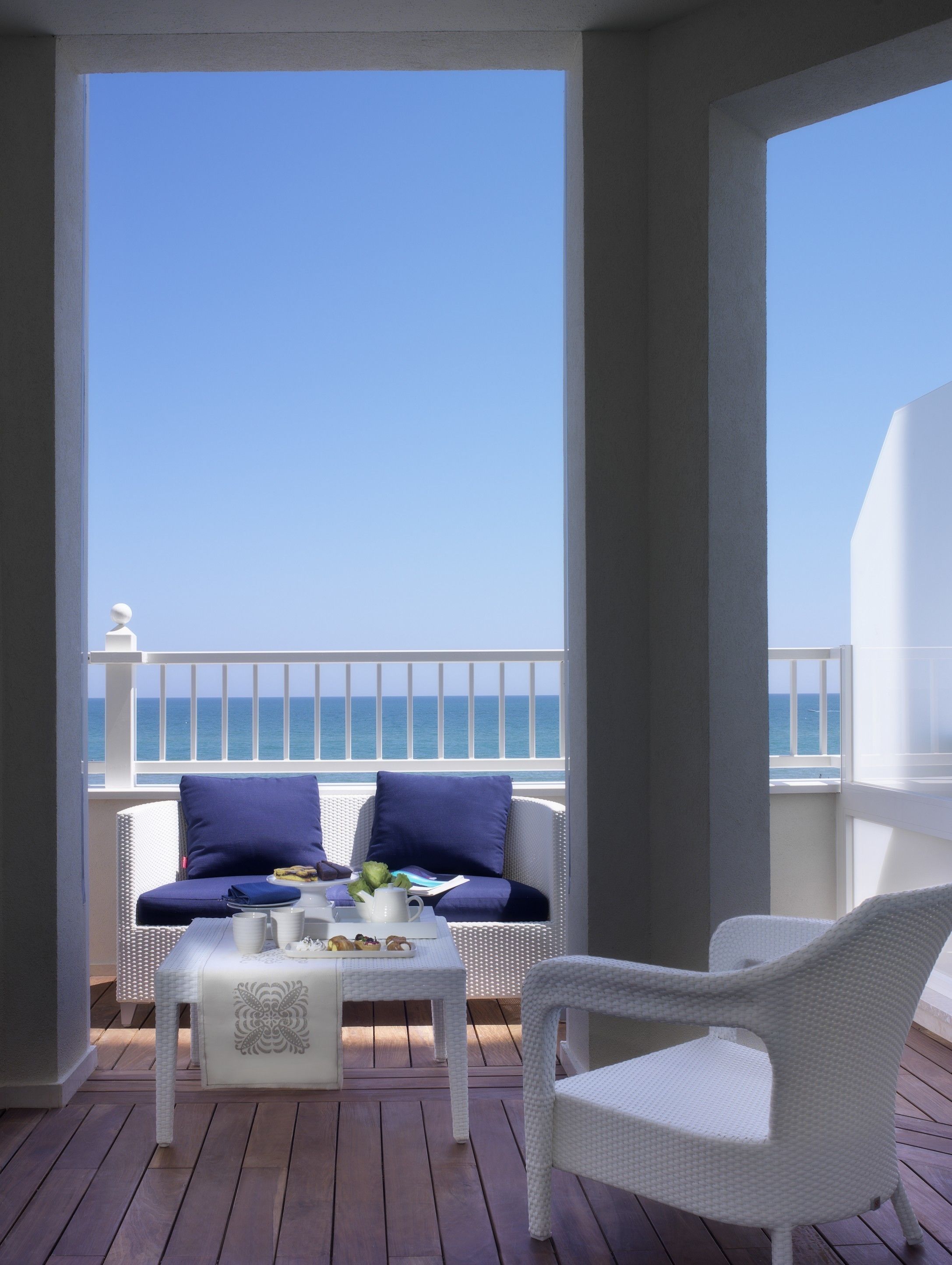 1 bedroom, premium bedding, minibar, in-room safe