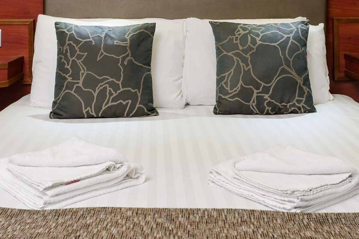 Free WiFi, bed sheets