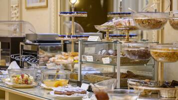 Daily buffet breakfast (EUR 9 per person)