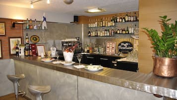 Bar (en el alojamiento)