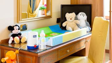 Classic-Doppelzimmer | Minibar, Zimmersafe, schallisolierte Zimmer, kostenloses WLAN