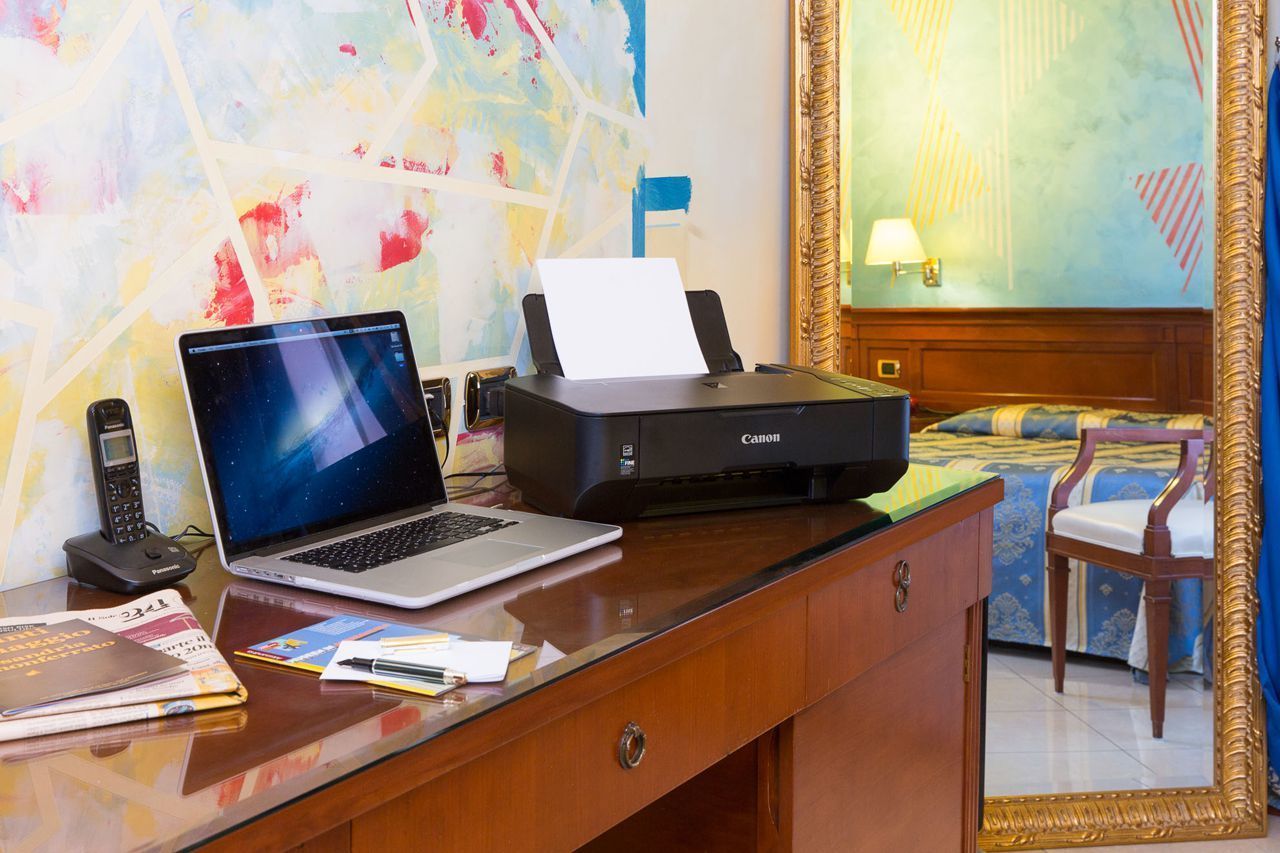 deluxe double room | minibar, in-room safe, soundproofing, free wifi