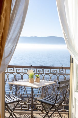 Vista al lago. LVG Hotel Collection - Belvedere San Gottardo